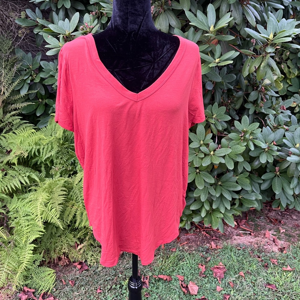 SO Women's Orange Short Sleeve V-Neck Tee